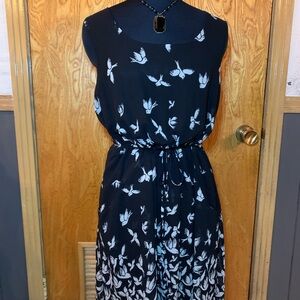Elegant Black and White Bird Print Midi Dress